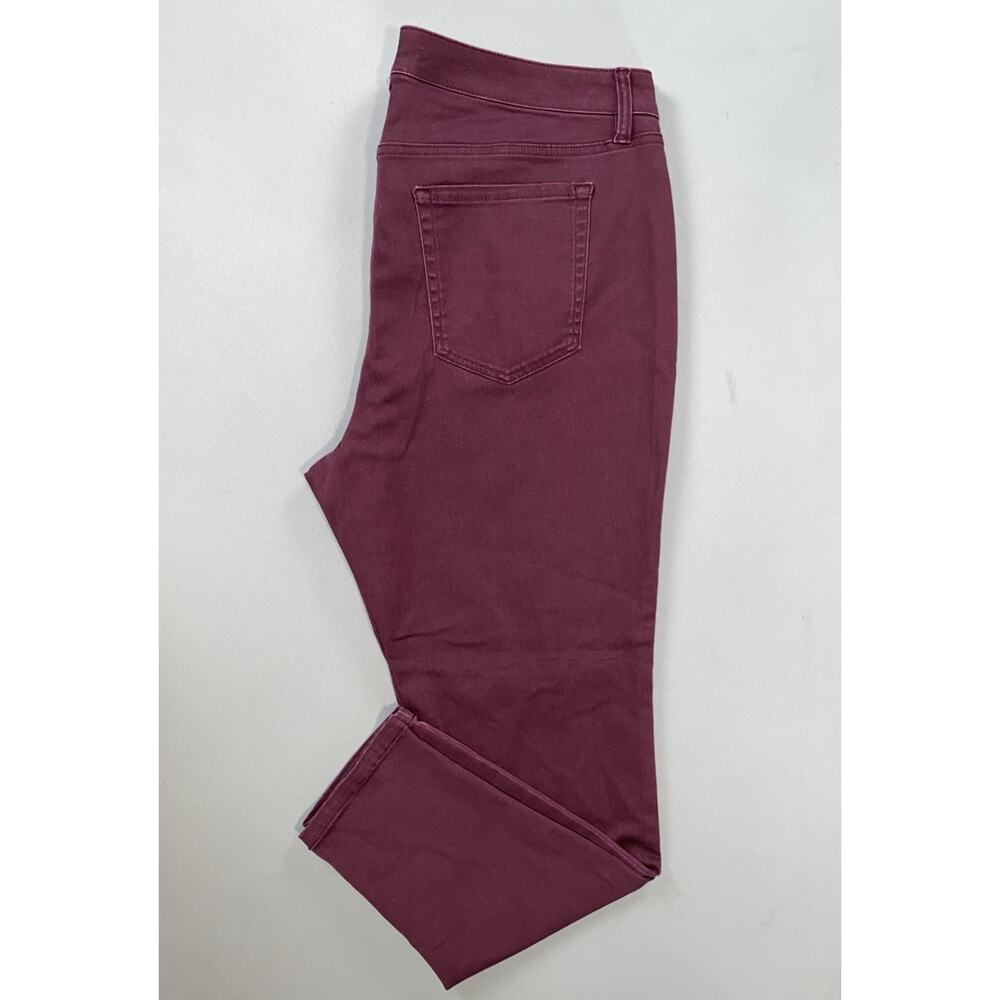 Lane Bryant Lightweight Stretch Sateen Jeans. Burgundy, Women's 20. EUC!
